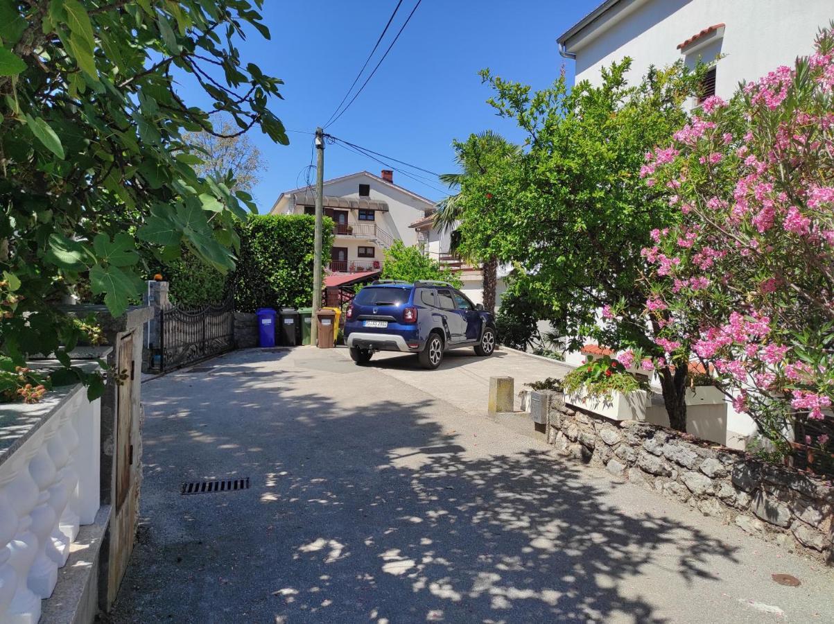 Apartments Kamelija Malinska Exteriér fotografie
